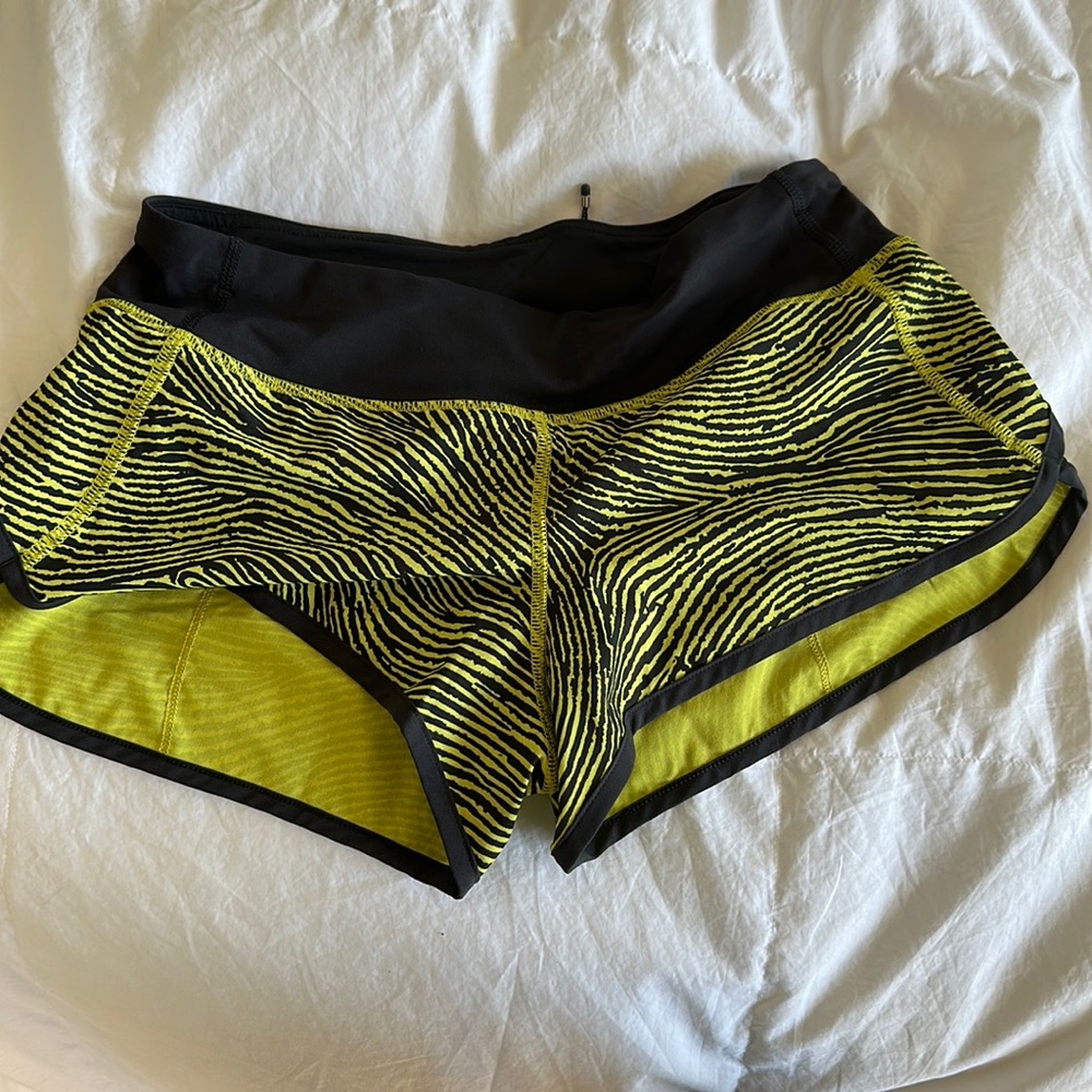 Size 4 Seawheeze Lululemon shorts